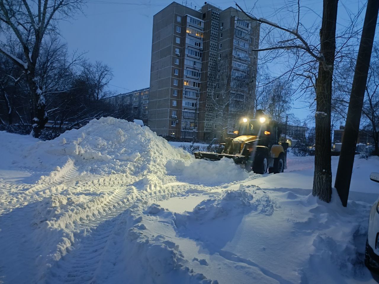 В первую февральскую ночь ульяновские дорожники расширили порядка 30 улиц В первую февральскую ночь ульяновские дорожники расширили порядка 30 улиц