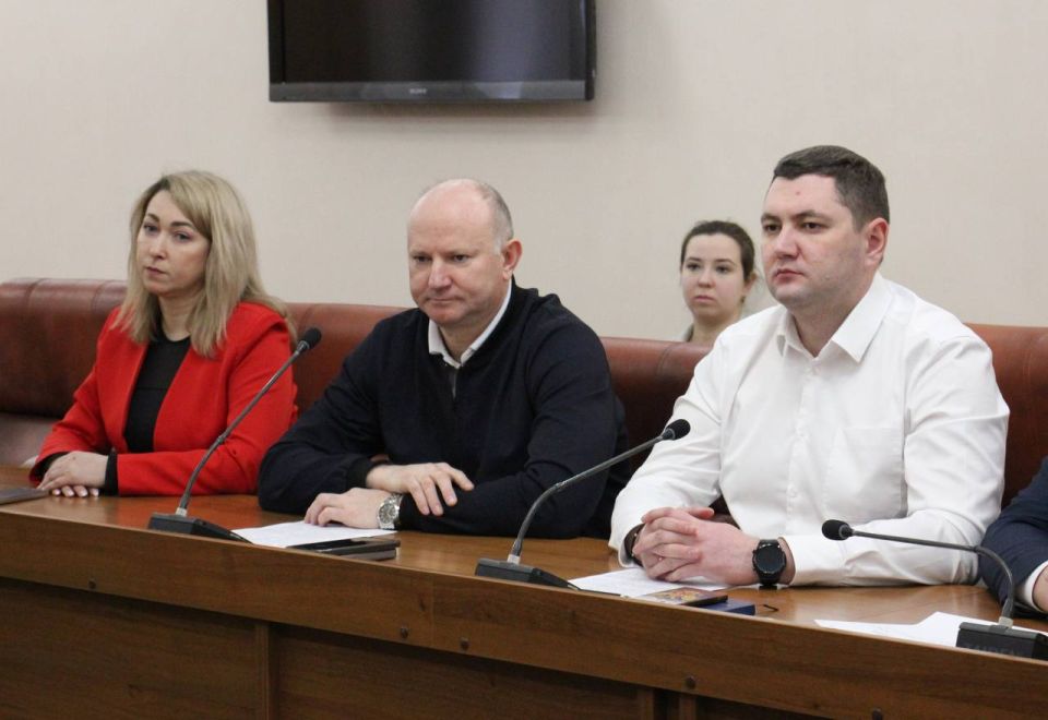 �� ������������� ��������� ��������� ���� ������� ������ �� ������ ����� � ������� ������� � ����������� ����