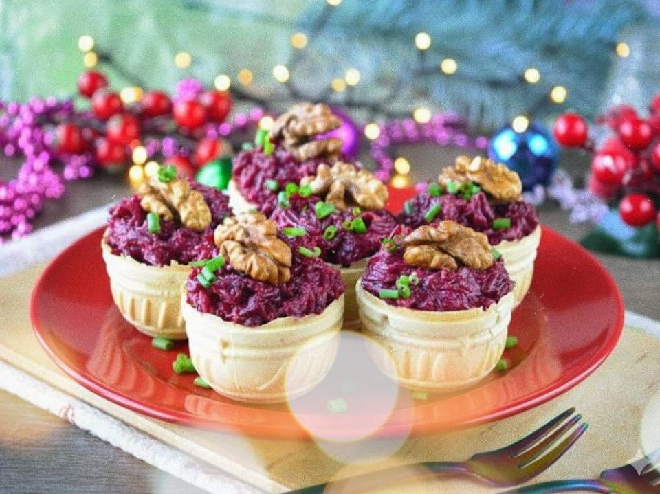 Вкусные тарталетки к Новому году: легкая закуска за 15 минут