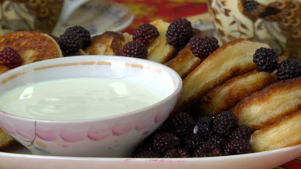 Утро доброе, друзья!. Вторая половина месяца напоминает — весна не за горами! Сегодня, 16 февраля, празднуем Встречу Масленицы, День свежего ананаса, День поиска запахов и День разведки ВМФ РФ. Масленичная неделя —...