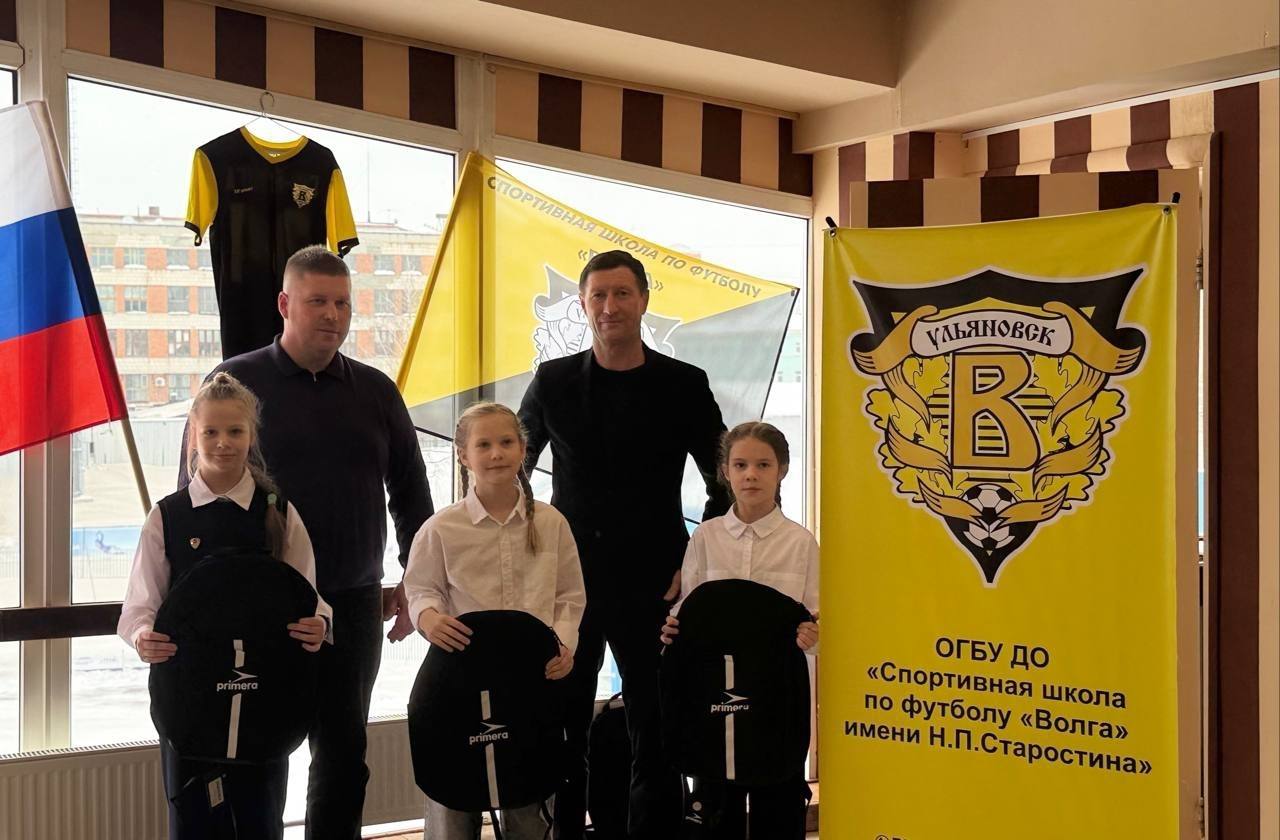 В Ульяновске прошёл открытый городской турнир по хоккею «Стальной характер» В Ульяновске прошёл открытый городской турнир по хоккею «Стальной характер»