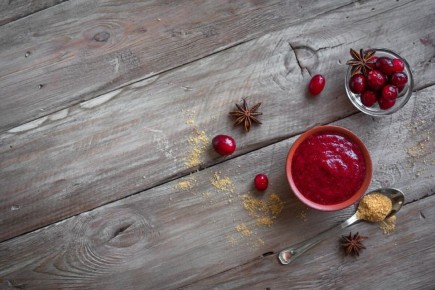 Ягодное наслаждение: как красная смородина превращает мясные блюда