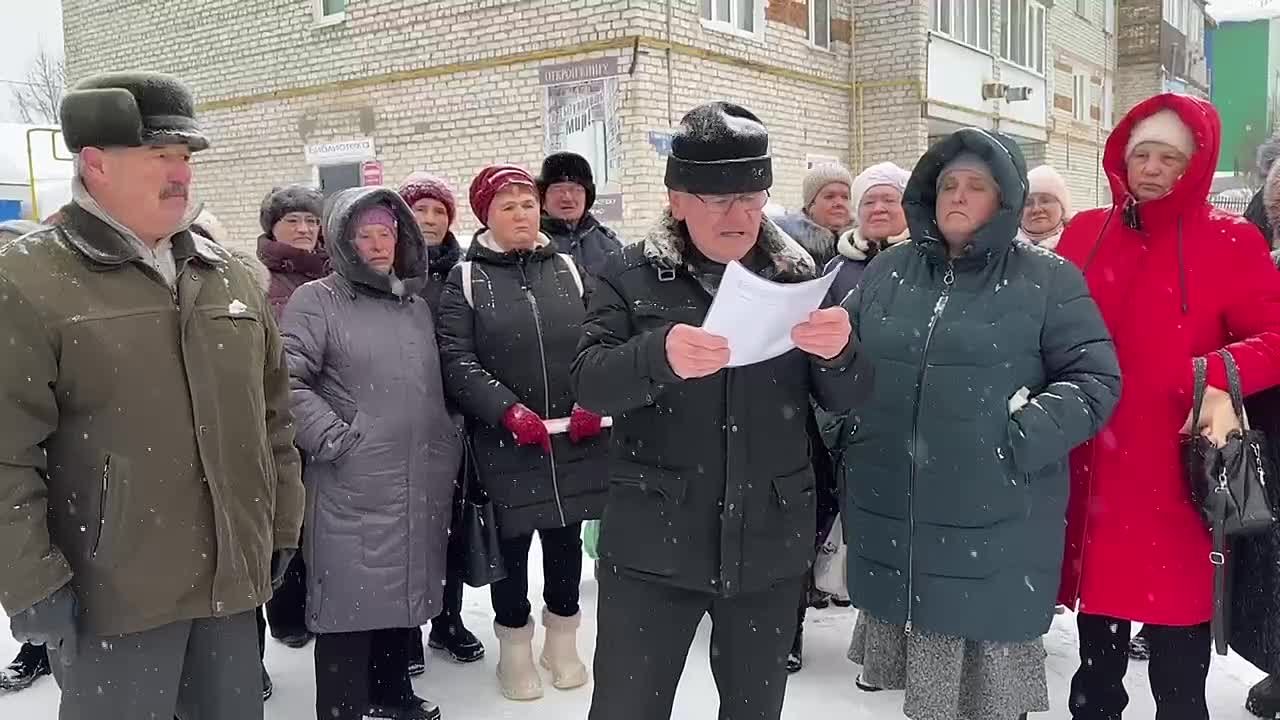 В Ульяновской области жители просят президента РФ отменить оптимизацию райбольницы