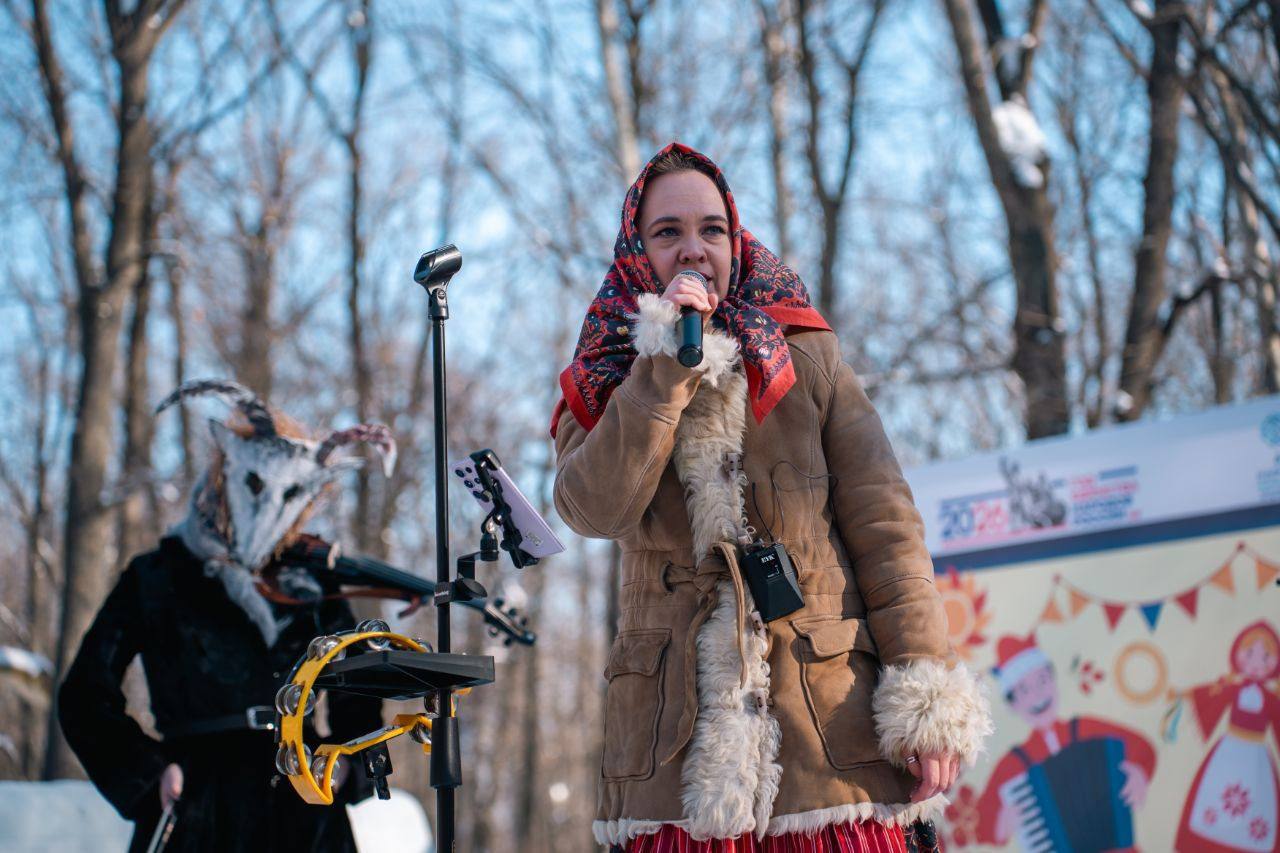 Более 18 тысяч человек посетили праздник Масленицы в Парке Победы Более 18 тысяч человек посетили праздник Масленицы в Парке Победы