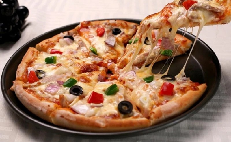 Как приготовить пиццу на минутном тесте: секреты идеальной основы и начинки