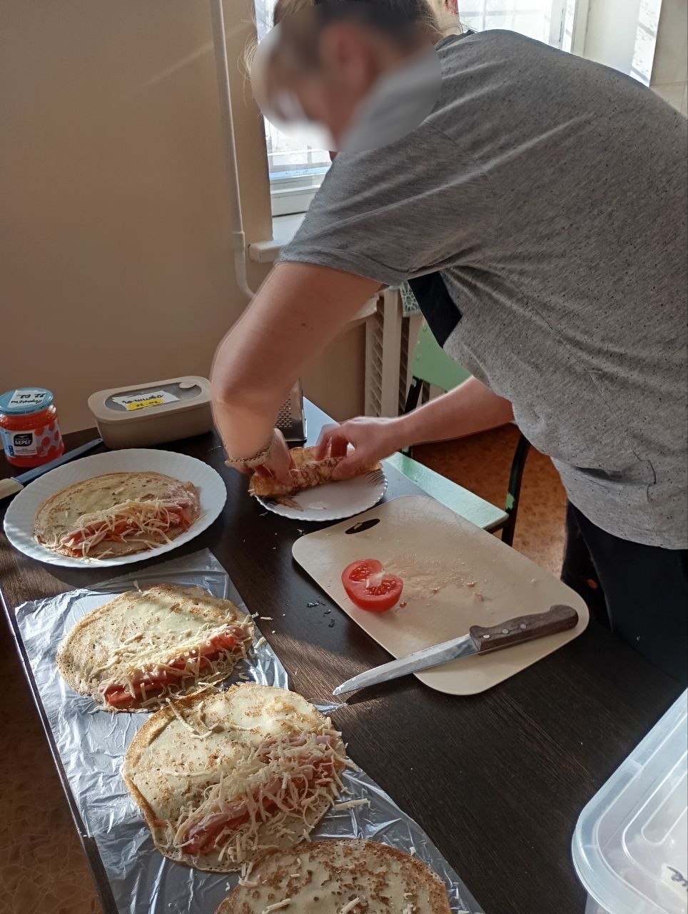 Тянули канат, пели песни и ели блины Тянули канат, пели песни и ели блины