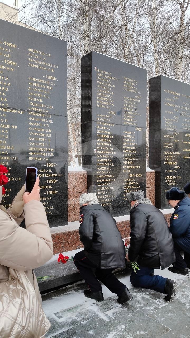 Митинг в честь Дня защитника Отечества прошёл у Обелиска Славы