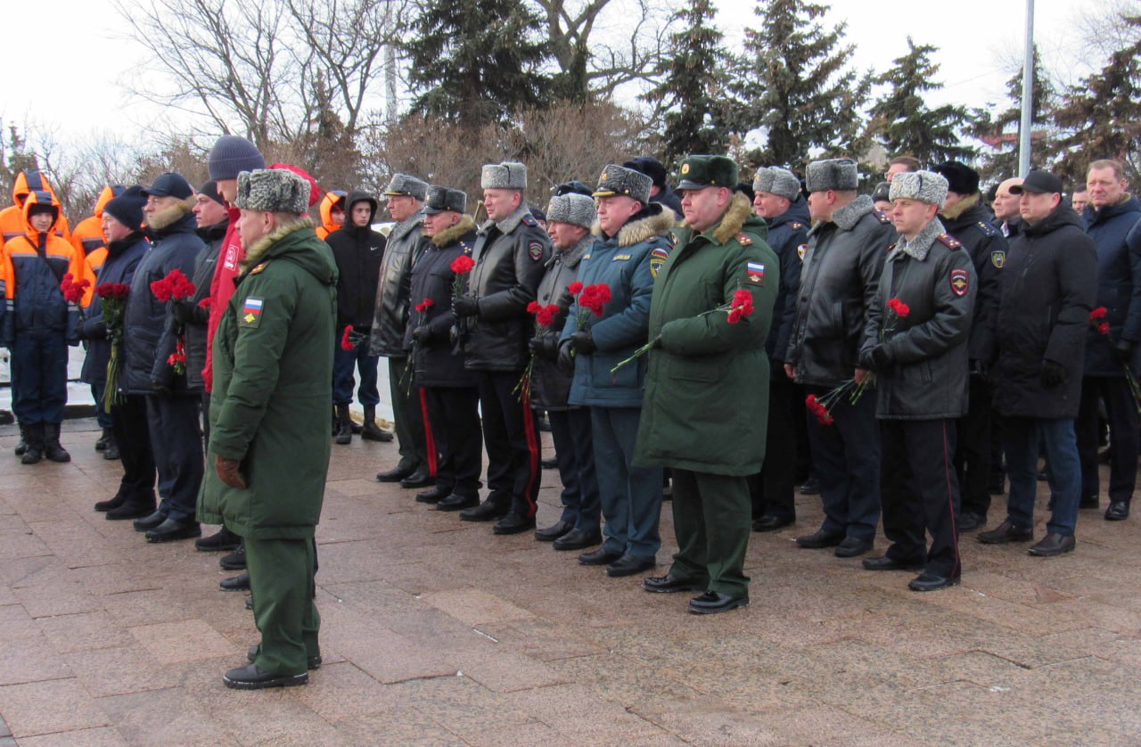 Ульяновские полицейские приняли участие в воинском ритуале в честь Дня защитника Отечества Ульяновские полицейские приняли участие в воинском ритуале в честь Дня защитника Отечества