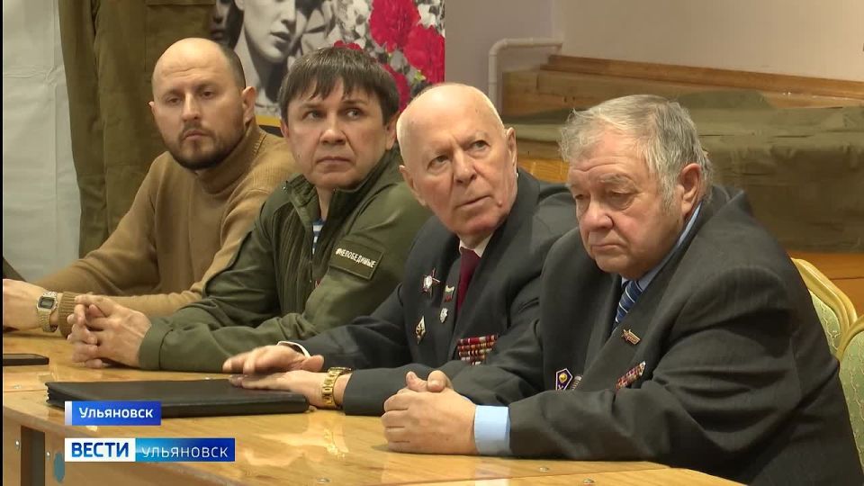 Урок мужества, посвященный дню воинов-интернационалистов, состоялся в 30-ой ульяновской гимназии