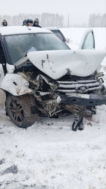 Водитель вылетел на встречку, но не вернулся в свою полосу: Под Ульяновском бабушка погибла в ДТП, закрыв собой детей