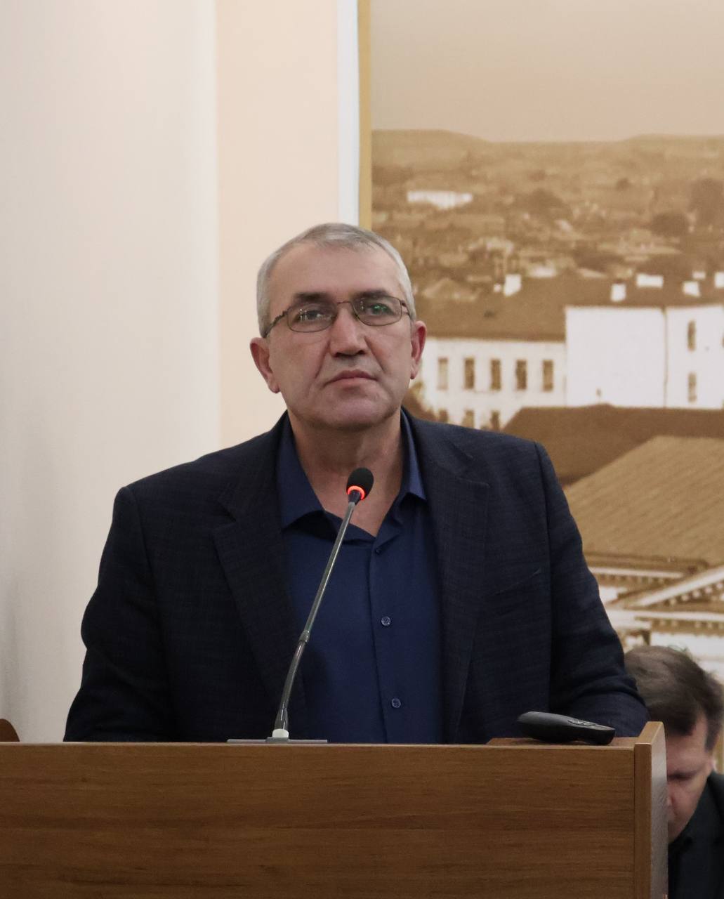 Депутаты Городской Думы заслушали отчеты о проделанной работе глав администрации Засвияжского и Железнодорожного районов Депутаты Городской Думы заслушали отчеты о проделанной работе глав администрации Засвияжского и Железнодорожного районов