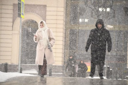 По прогнозу регионального Гидрометцентра, ночью 1 марта местами по области сохранится сильный снег, мокрый снег, на дорогах возможны снежные заносы