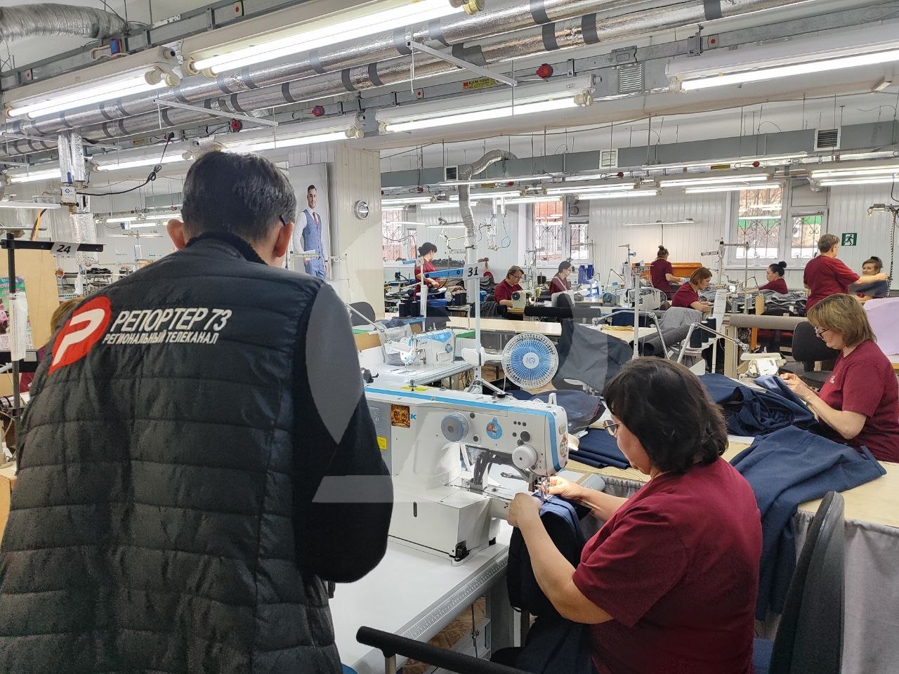 Иван Куликов продолжил свой визит в нашу область в Ульяновске, где высоко оценил потенциал легкой промышленности, особенно отметив ульяновскую швейную фабрику Иван Куликов продолжил свой визит в нашу область в Ульяновске, где высоко оценил потенциал легкой промышленности, особенно отметив ульяновскую швейную фабрику