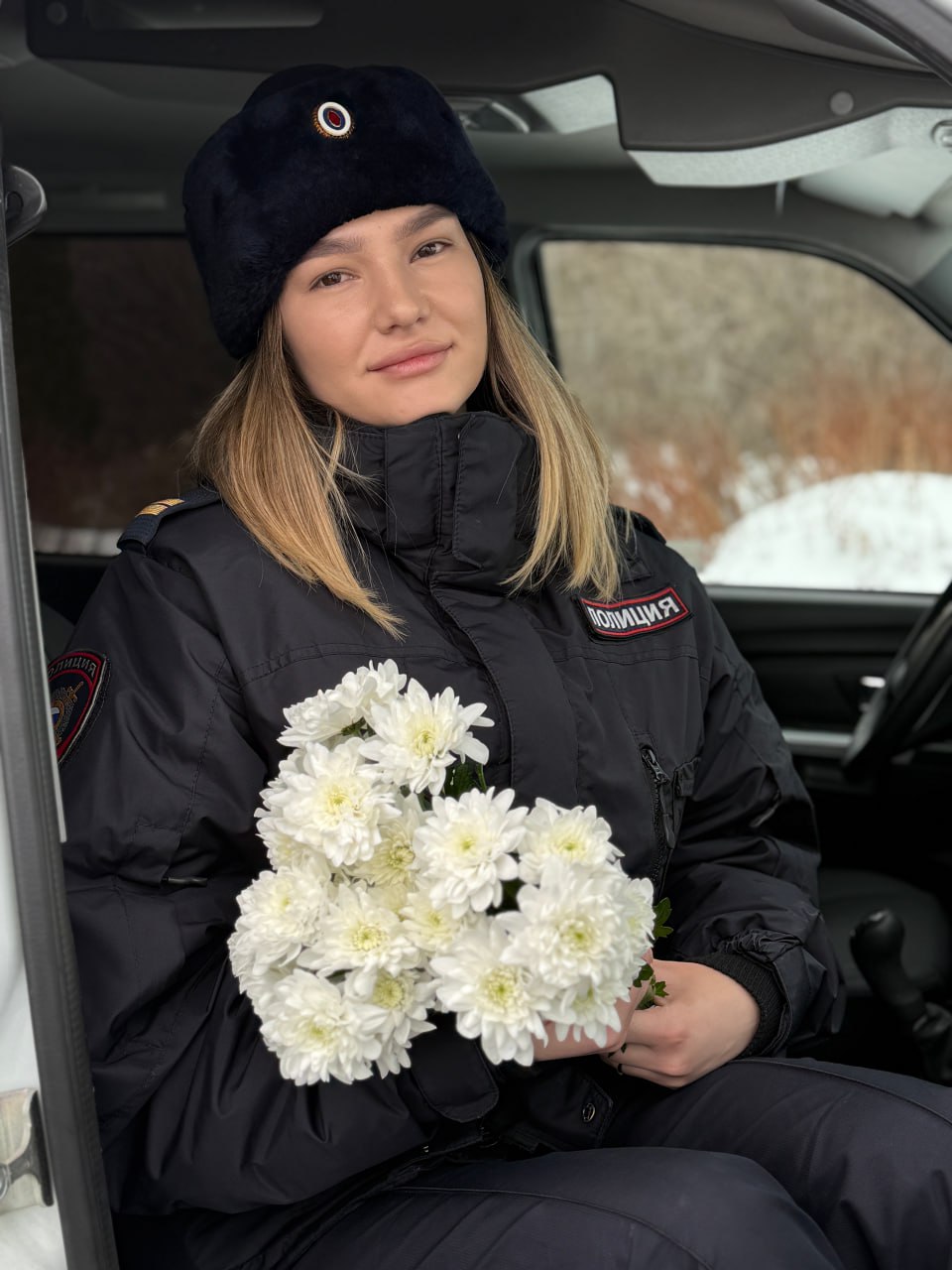 Крепкого здоровья и душевного равновесия желает всем полицейский взвода патрульно - постовой службы полиции ОМВД России по Ленинскому району г. Ульяновска младший сержант полиции Юлия Зыкова