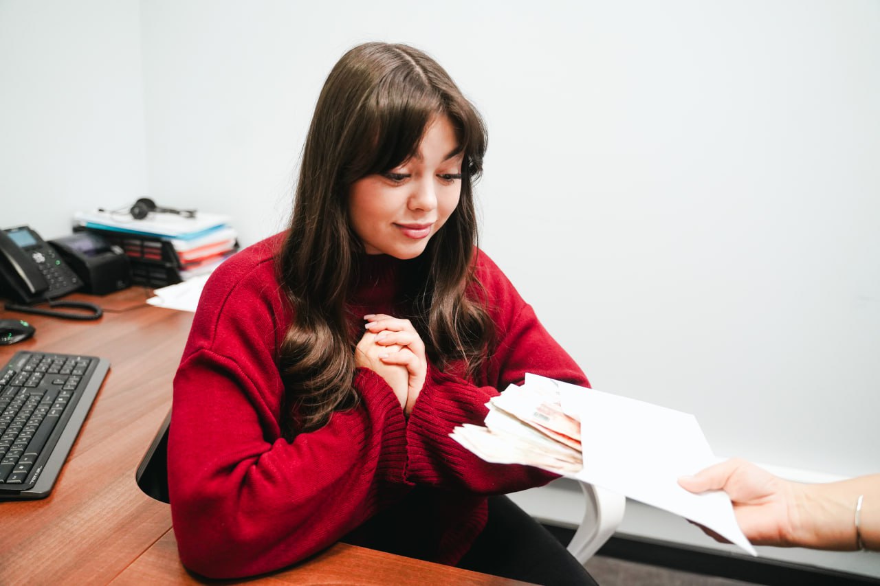 Средняя зарплата ульяновцев в 2025 году составила более 69 тысяч рублей