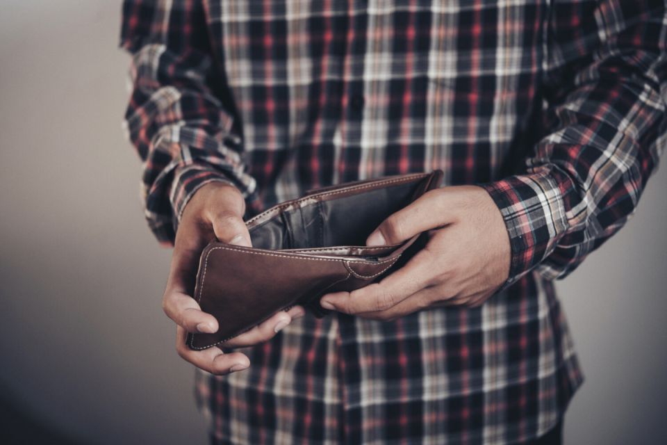 Наличные на грани исчезновения? Экономисты предупреждают о тенденциях и рисках цифры