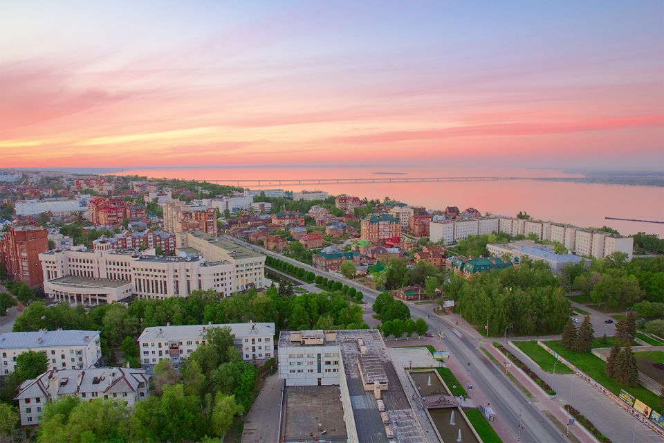 На весенней ярмарке в Железнодорожном районе торговля велась более чем с 200 машин