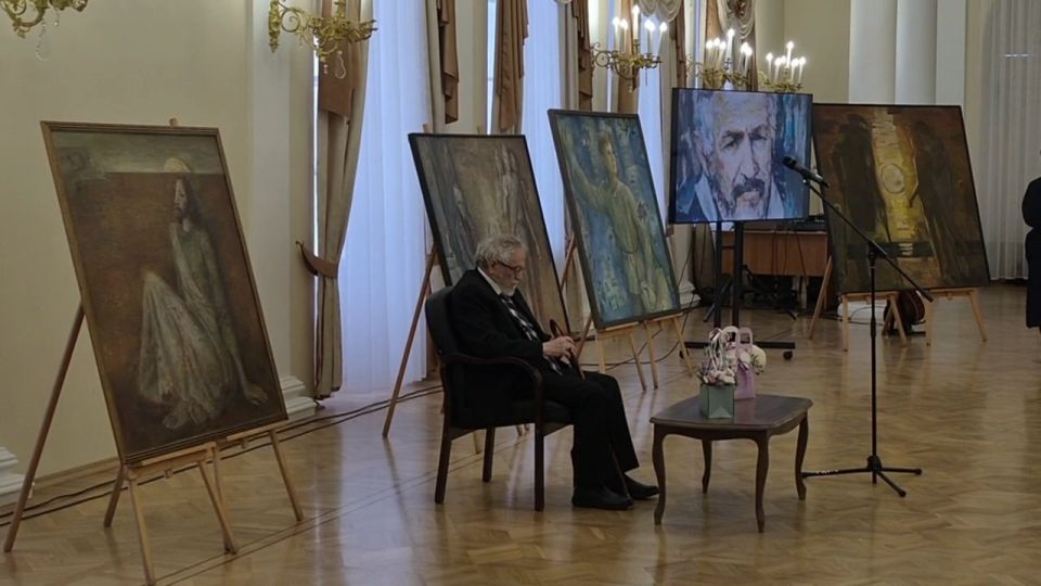 С юбилеем, мастер! Наследие Аркадия Егуткина — это более 500 признанных образчиков высокого искусства в коллекциях музеев, на стенах учреждений города