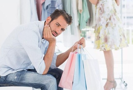 Как облегчить покупки для мужчин: советы для женщин