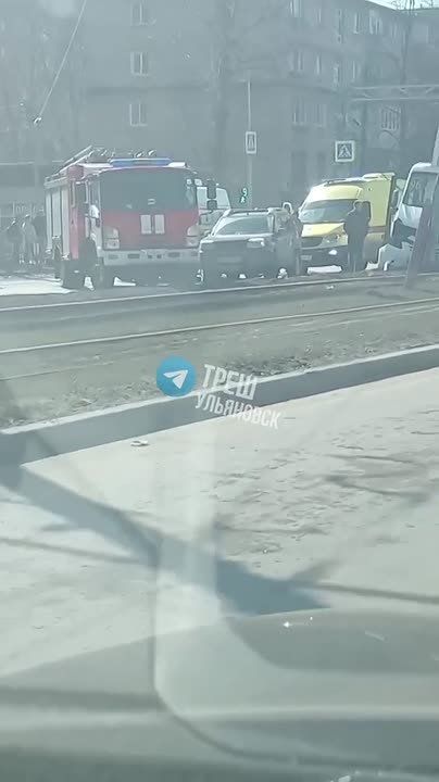 ДТП произошло на перекрёстке Рябикова и Стасова