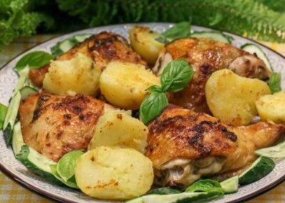 Восхитительные куриные бедра с картошкой: простой рецепт для всей семьи