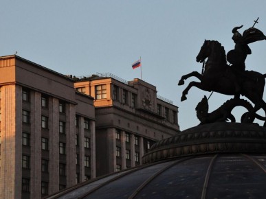 Госдума ввела уголовную ответственность за одобрение геноцида советского народа