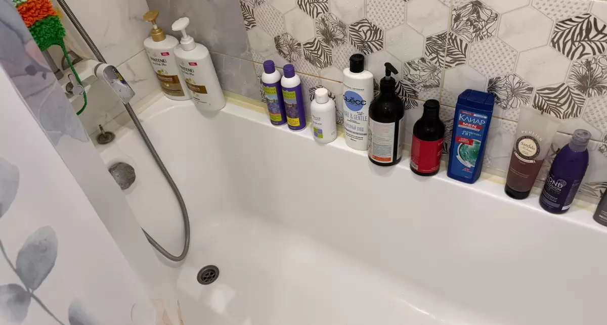 Зубная паста как временное решение: как незаметно скрыть сколы на плитке