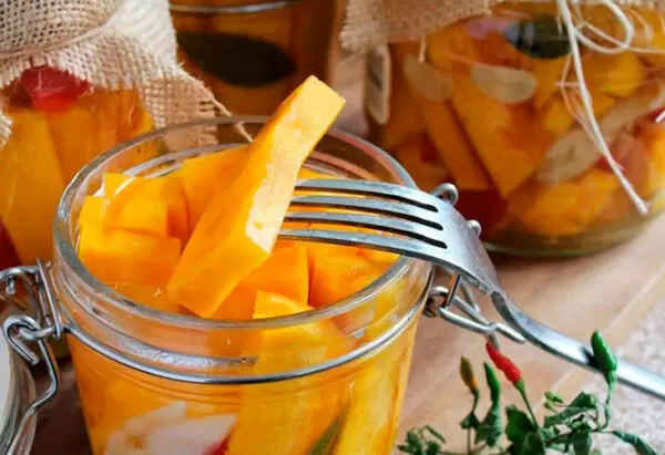 Тыква с чесноком: кулинарное вдохновение для зимних запасов