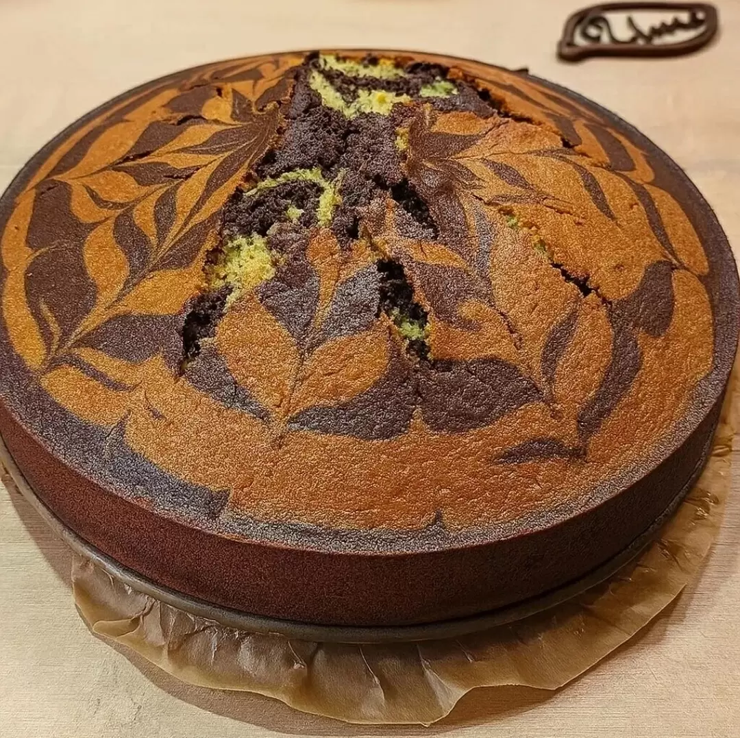 Пирог "Зебра": секреты идеального выпекания без трещин