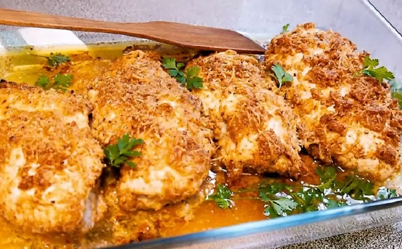 Как превратить обычную курицу в кулинарный шедевр с хрустящей корочкой