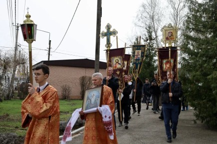 ����� 300 ���������� ������� ������� � ����������� �������� ���� � ����������� ��������