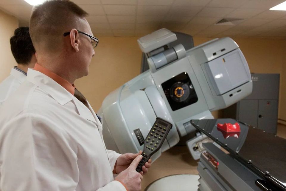 В Ульяновском онкодиспансере заработал аппарат, ждавший ремонта четыре года
