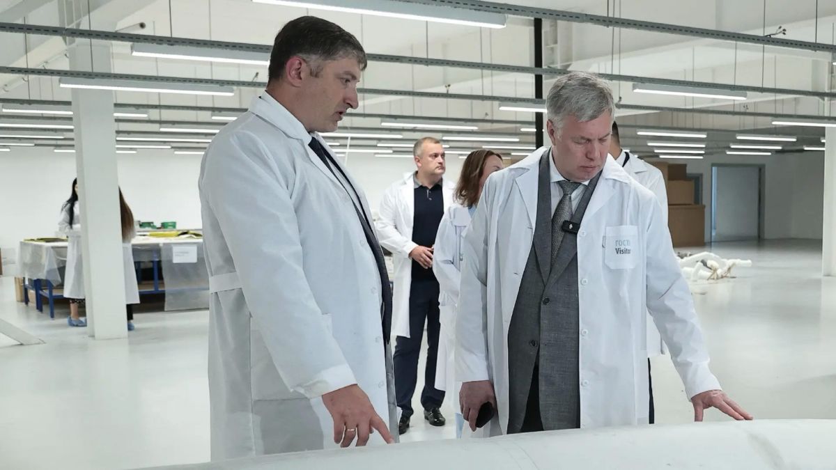 Алексей Русских: На предприятии «ПРОМТЕХ-Ульяновск» наладили серийных выпуск отечественных аварийных трапов для самолётов Алексей Русских: На предприятии «ПРОМТЕХ-Ульяновск» наладили серийных выпуск отечественных аварийных трапов для самолётов