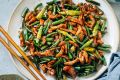 Нежная свинина с чесноком: удивите любимых вкусом