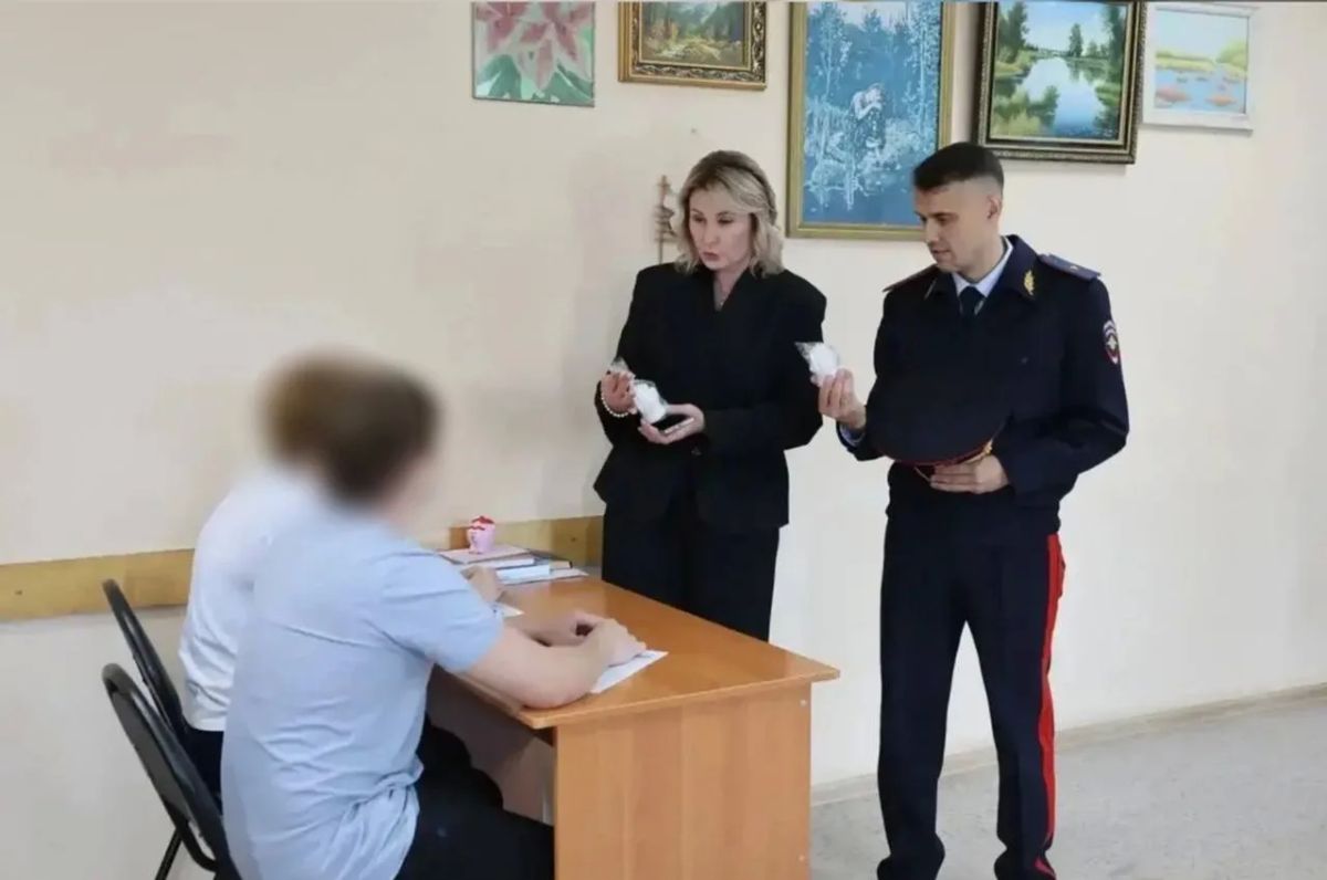 В День знаний начальник УМВД посетил Центр временного содержания несовершеннолетних В День знаний начальник УМВД посетил Центр временного содержания несовершеннолетних