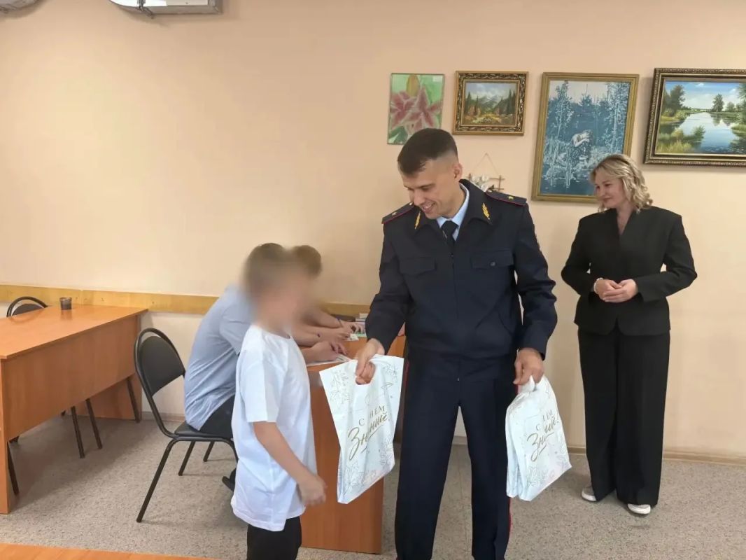 В День знаний начальник УМВД посетил Центр временного содержания несовершеннолетних В День знаний начальник УМВД посетил Центр временного содержания несовершеннолетних