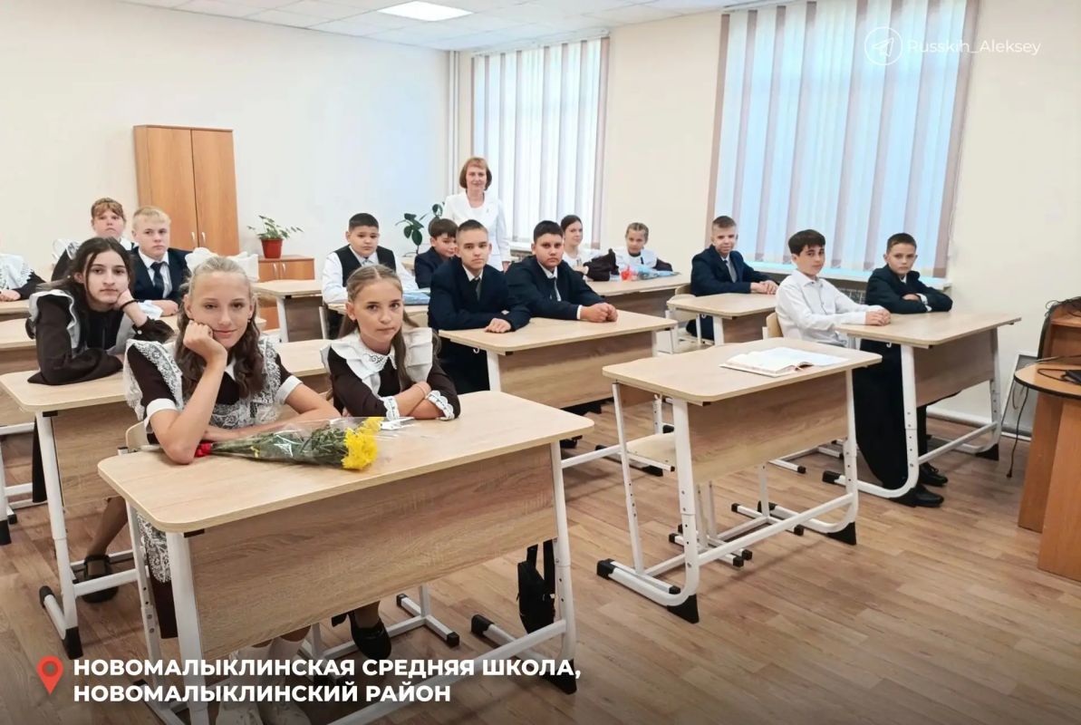 Алексей Русских: Как начался новый учебный год в разных уголках нашего региона Алексей Русских: Как начался новый учебный год в разных уголках нашего региона