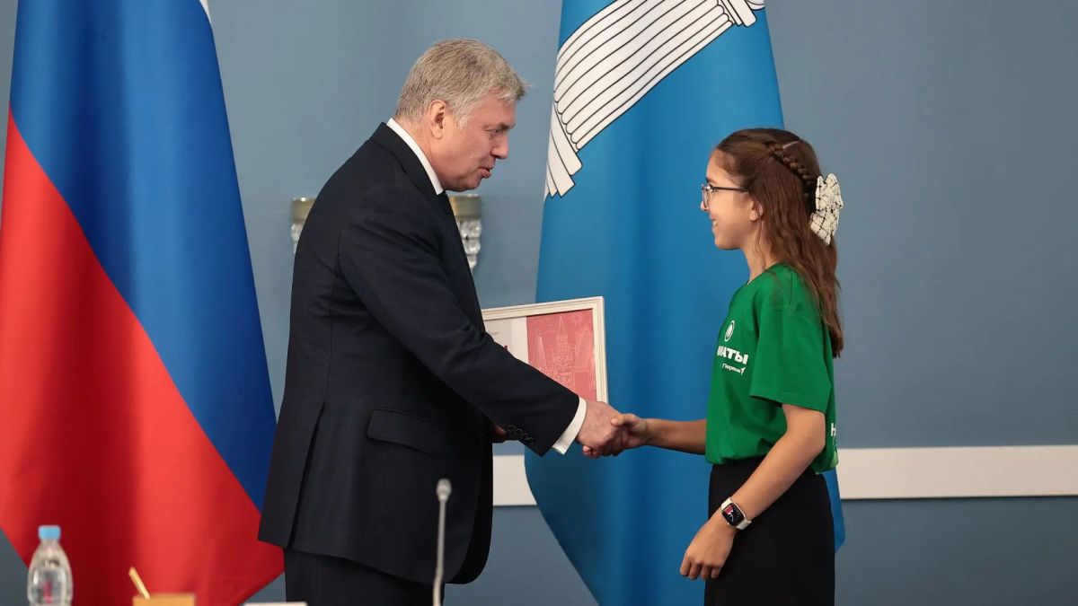 Алексей Русских провёл заседание Координационного совета по взаимодействию с Общероссийским общественно-государственным движением детей и молодежи «Движения Первых» Алексей Русских провёл заседание Координационного совета по взаимодействию с Общероссийским общественно-государственным движением детей и молодежи «Движения Первых»