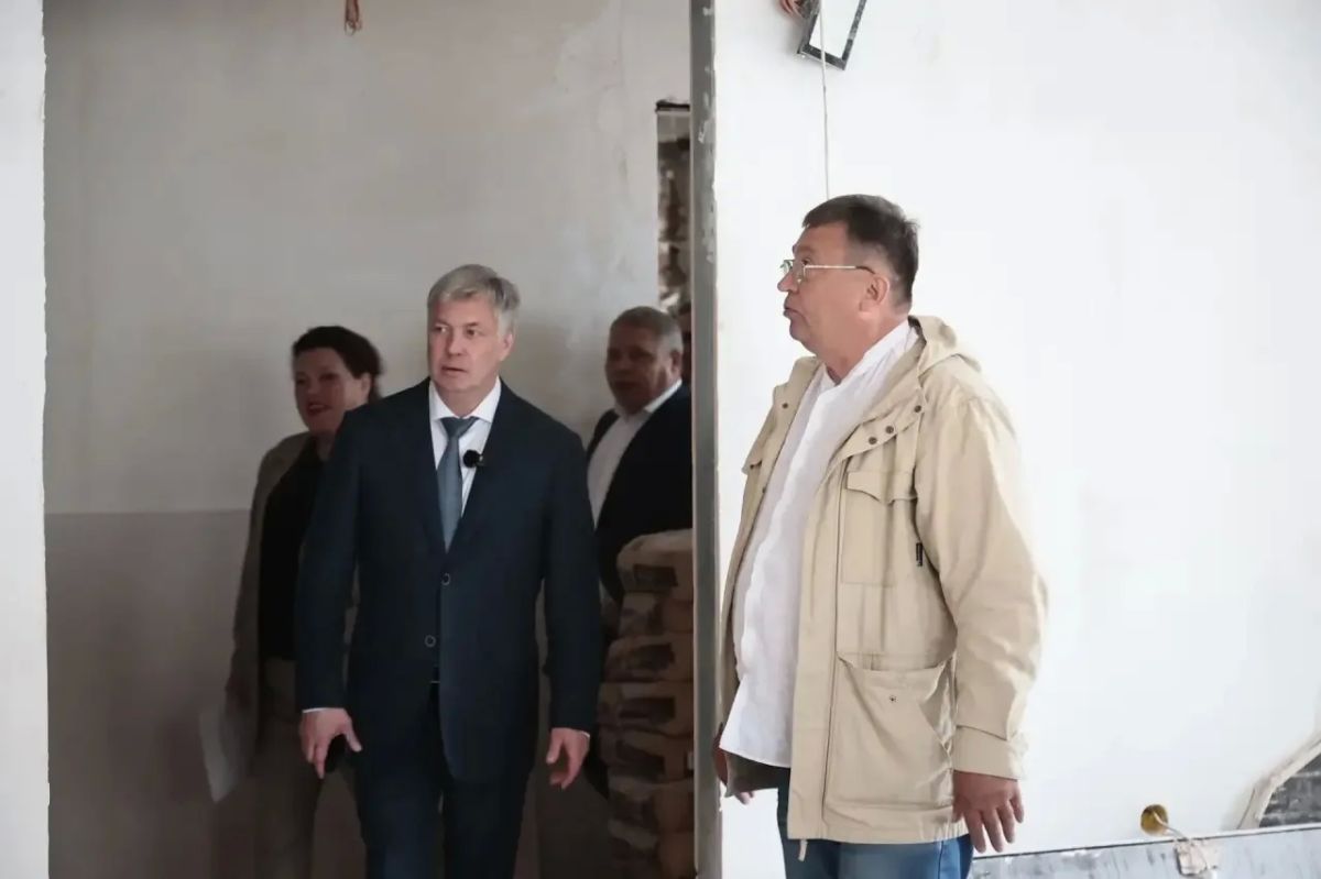 Алексей Русских: Проверил ход ремонтно-реставрационных работ в Литературном музее «Дом Языковых» Алексей Русских: Проверил ход ремонтно-реставрационных работ в Литературном музее «Дом Языковых»