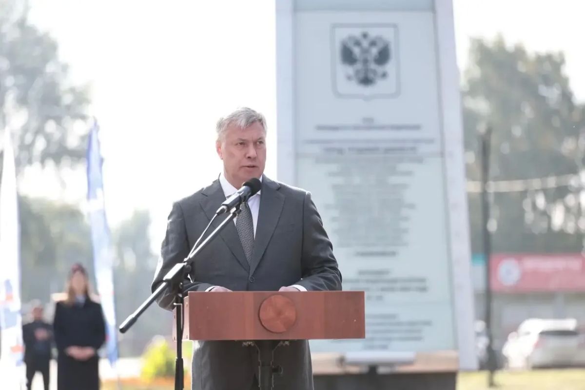 Алексей Русских: В преддверии Дня города отдаём дань уважения всем, кто внёс вклад в развитие Ульяновска и прославил Малую Родину Алексей Русских: В преддверии Дня города отдаём дань уважения всем, кто внёс вклад в развитие Ульяновска и прославил Малую Родину