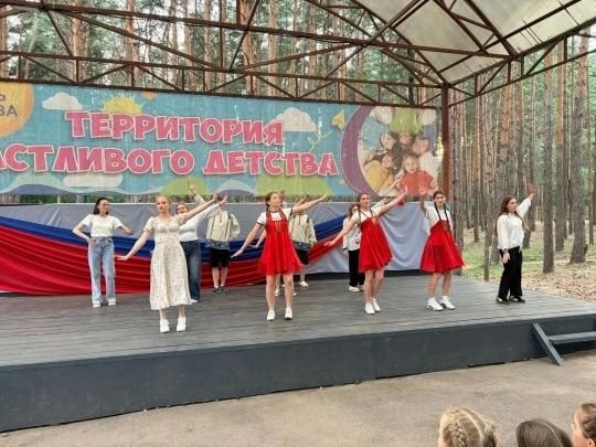 Почти 30 тысяч юных ульяновцев приняли участие в летней оздоровительной кампании Почти 30 тысяч юных ульяновцев приняли участие в летней оздоровительной кампании