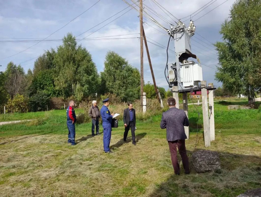 Прокуратура Мелекесского района проводит проверку исполнения законодательства в сфере электроэнергетики Прокуратура Мелекесского района проводит проверку исполнения законодательства в сфере электроэнергетики