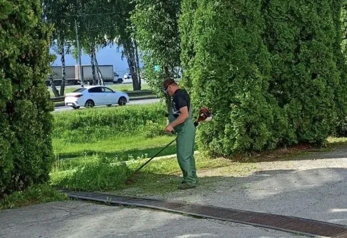 «Санитарная пятница» в Засвияжском районе: вместе делаем город чище! «Санитарная пятница» в Засвияжском районе: вместе делаем город чище!