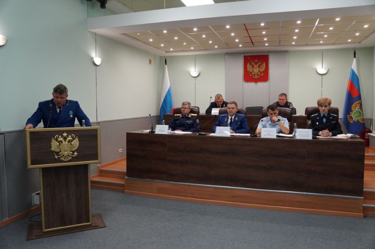 123 Состоялось заседание коллегии прокуратуры Ульяновской области по вопросам надзора в сфере уголовно-правовой статистики 123 Состоялось заседание коллегии прокуратуры Ульяновской области по вопросам надзора в сфере уголовно-правовой статистики