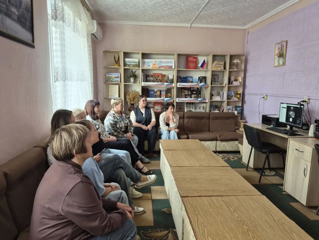 Во Дворце книги состоялись Никитинские чтения, посвященные истории авиапромышленного комплекса Ульяновской области Во Дворце книги состоялись Никитинские чтения, посвященные истории авиапромышленного комплекса Ульяновской области