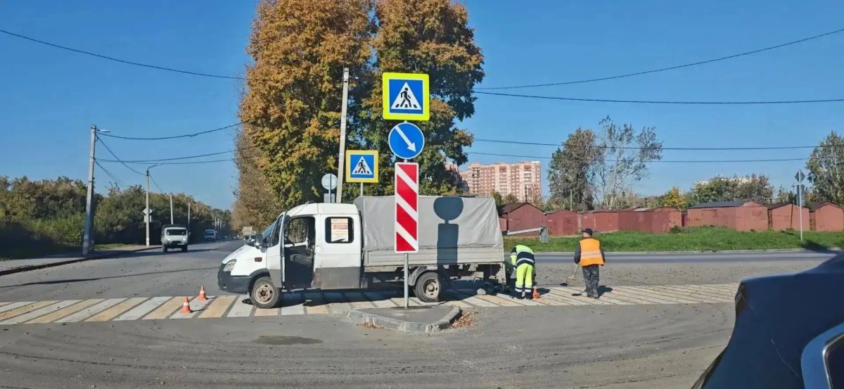 Ульяновские дорожники за сутки отремонтировали 11 участков улиц Ульяновские дорожники за сутки отремонтировали 11 участков улиц