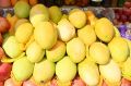 В Ульяновске в аэропорту у пассажира изъяли и уничтожили 7 кг манго