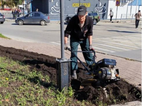В Ульяновске продолжается противопожарная опашка территорий В Ульяновске продолжается противопожарная опашка территорий