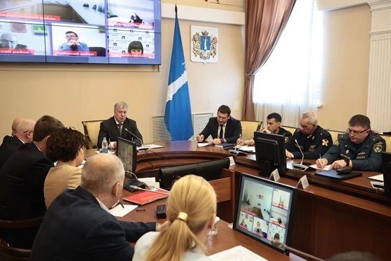 Глава региона провел оперативный штаб в связи с атакой БПЛА