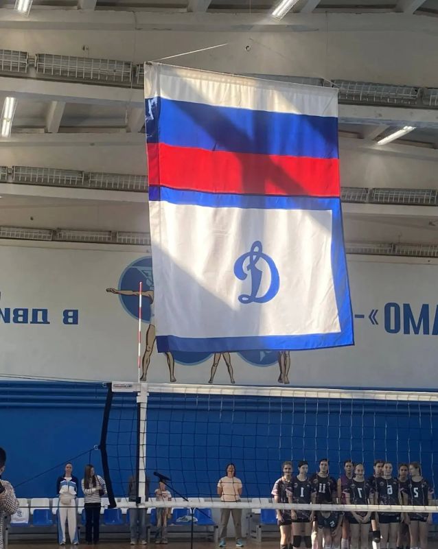 Укрепляем и создаем традиции! В Ульяновске прошёл Кубок по волейболу, посвященный подвигу Гостомельского десанта Укрепляем и создаем традиции! В Ульяновске прошёл Кубок по волейболу, посвященный подвигу Гостомельского десанта